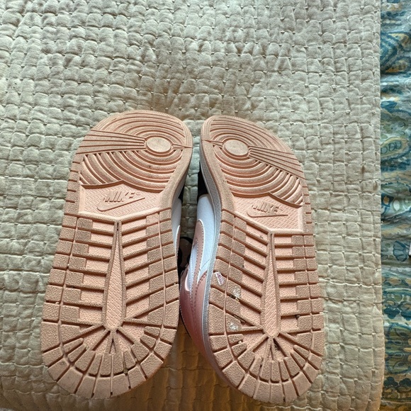 Air Jordan High-Top Sneakers in Black and Pink - Picture 9 of 12